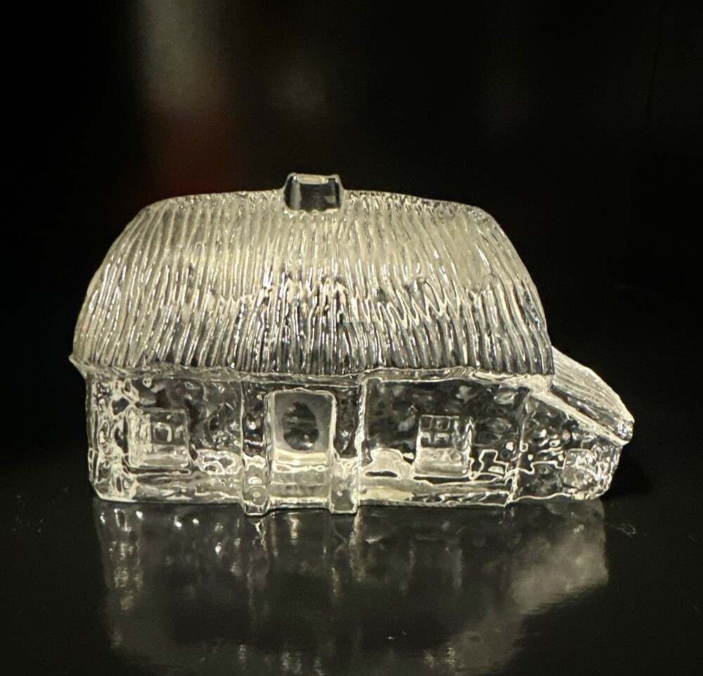 Cristal d'Arques Village Cottage Clear Glass Figurine 3D Effect Glossy Finish
